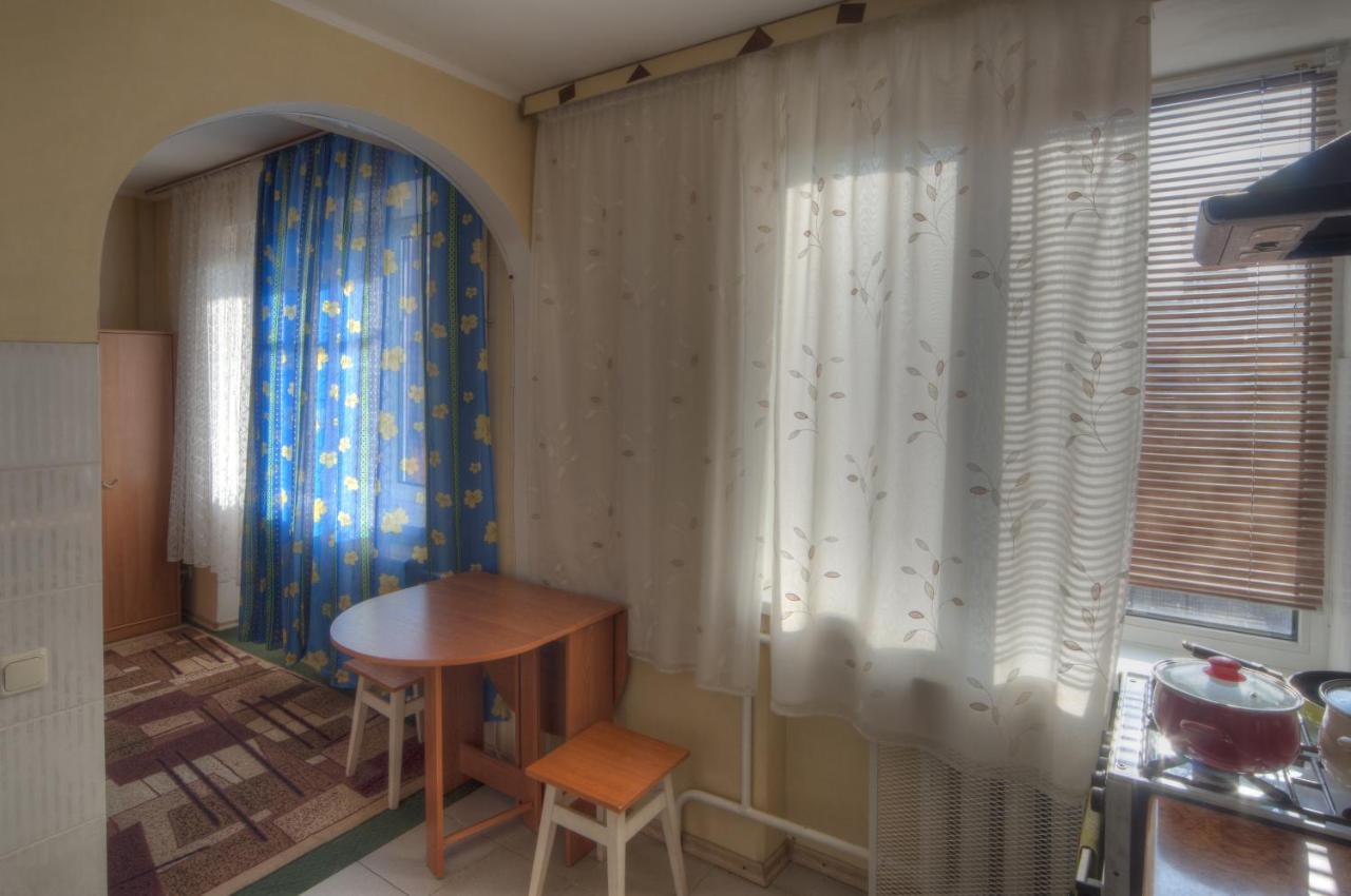 Квартира По Улице Федорова 1 Kyiv Exterior photo