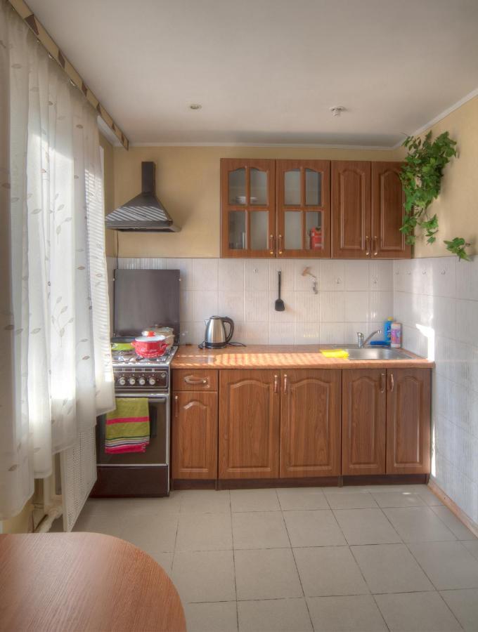 Квартира По Улице Федорова 1 Kyiv Exterior photo